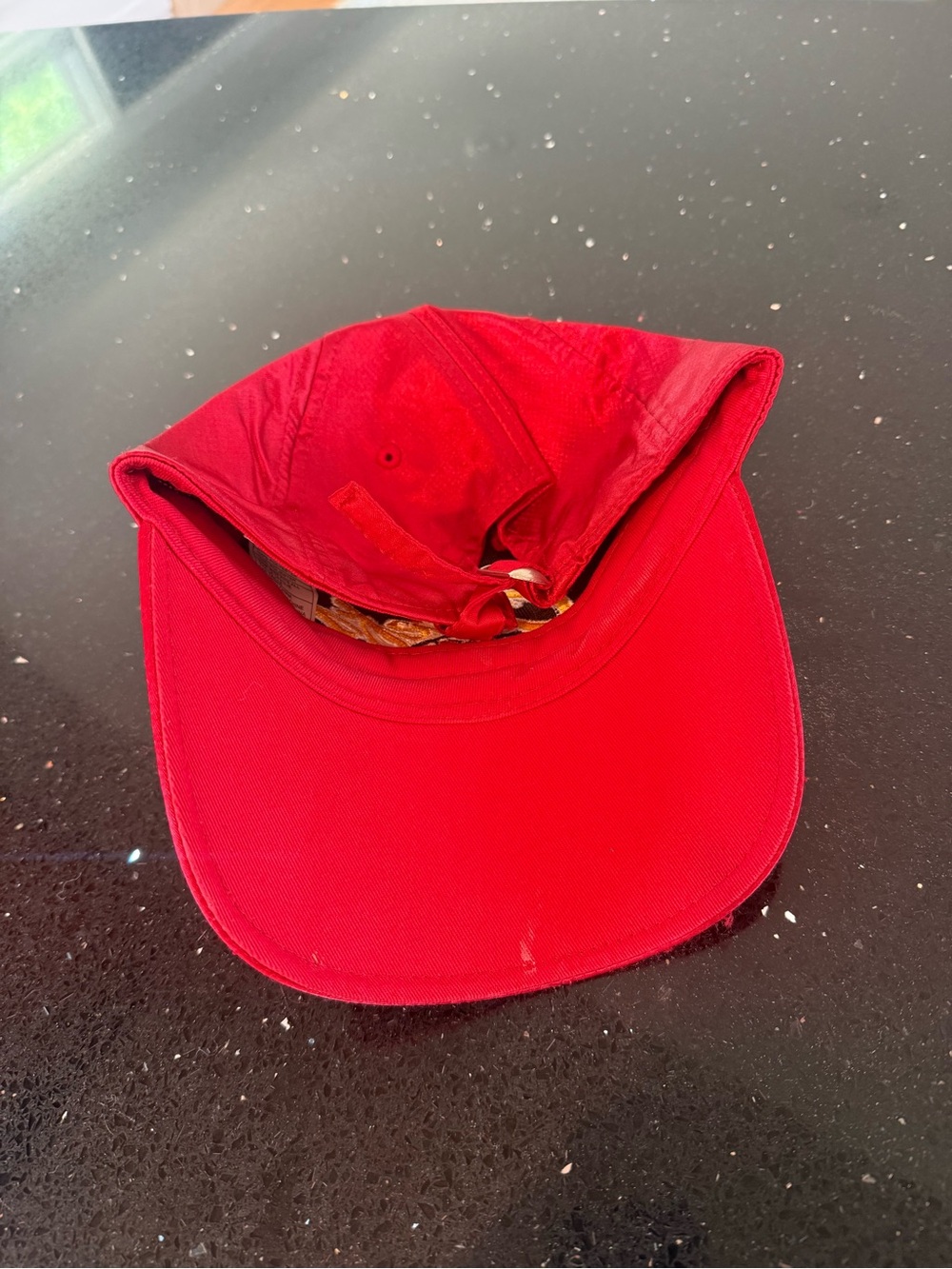 Kansas City Chiefs NFL Red Baseball Cap with Embroidered Logo - Picture 4 of 4